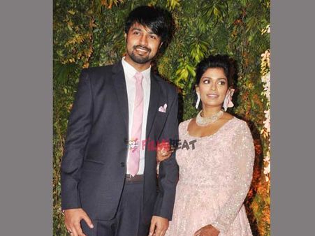 భర్తతో కలిసి బెజవాడకు శ్రీజ, చంద్రబాబును కలిసిన బాలీవుడ్ హీరో