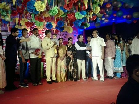 దేవాన్షు కను విందు: చంద్రబాబు విందు