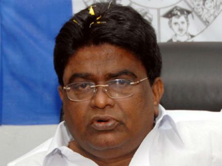 ఢిల్లీ వెళ్లిన 7గురు ఎమ్మెల్యేలు టిడిపిలోకి, జగన్ ఏమివ్వడు: జలీల్