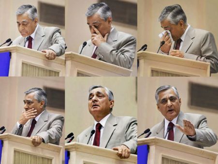 లక్షలాది కేసులు: ప్రధాని, చంద్రబాబు ముందే సుప్రీం సీజే కంటతడి