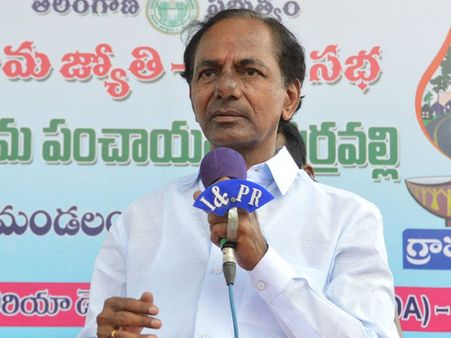 నేను మోనార్క్! తనిఖీలు చేస్తా, బెదరను: కెసిఆర్ తీవ్ర హెచ్చరిక