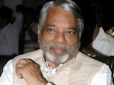 వాసన పోలేదు: టిఆర్ఎస్ ప్లీనరీలో కాంగ్రెస్ కార్యకర్తలంటూ షాకిచ్చిన కేశవరావు