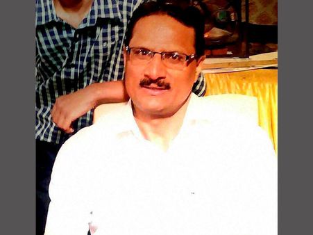 కాల్పులు: చికిత్స పొందుతూ ఎన్ఐఏ అధికారి భార్య మృతి