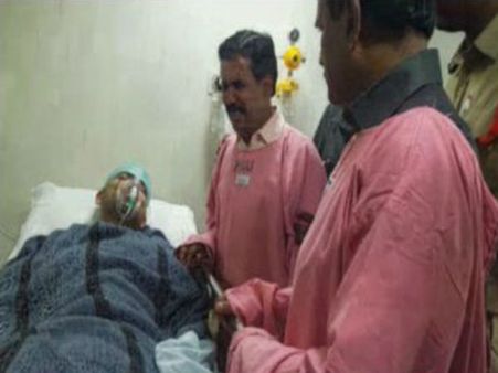 కాసుల కోసం నిఖిల్ కాళ్లు కోశారు: ఆపరేషన్ ఇలా, సంక్లిష్ట ప్రక్రియ (పిక్చర్స్)