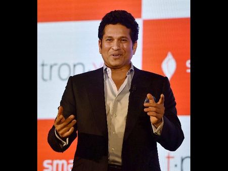 అమెరికన్ల చేతిలో భారత ఫోన్లుండాలి: సచిన్ కల