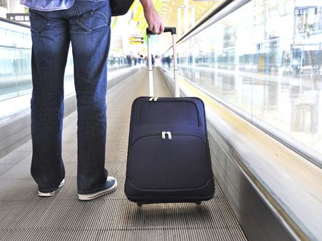 దొంగ వర్సిటీ, అడ్డగోలు వీసాలు: భారత విద్యార్థులు వెనక్కి