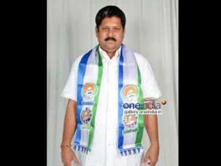 రోడ్డు ప్రమాదంలో వైరా ఎమ్మెల్యేకు గాయాలు: హైదరాబాద్‌కు తరలింపు
