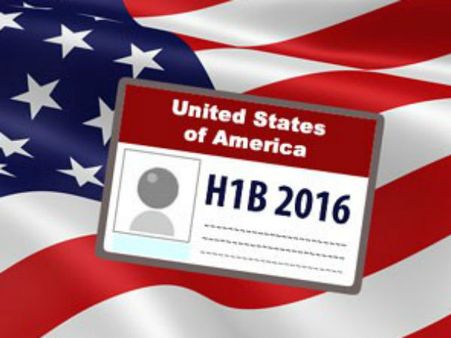 అమెరికా నిర్ణయం: భారత ఐటీ కంపెనీలపై దెబ్బ