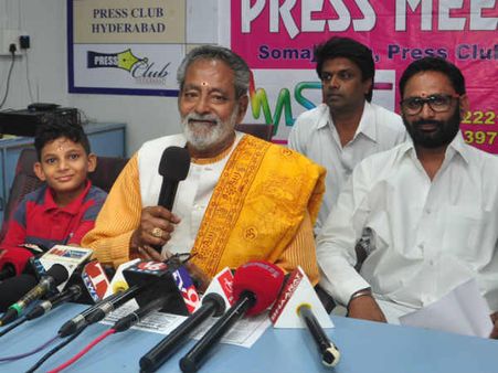 బత్తిని సోదరుల చేప మందు ప్రసాదానికి తేదీ ఖరారు