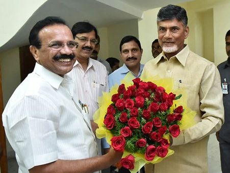 సదానంద మాట: హైకోర్టు విభజనకు అడ్డుపడుతున్నది చంద్రబాబే
