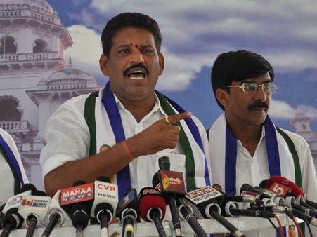 నారావారిపల్లెకు నేనే ఎమ్మెల్యే, బాబూ! మగాళ్లు లేరా: చెవిరెడ్డి ఘాటుగా..