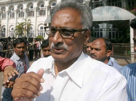 దగ్గుబాటి సినీ హీరో కల ఎలా చెదిరింది?