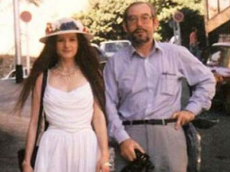 23 ఏళ్లు కూతురిపై క్రూరంగా రేప్, విడుదలయ్యాడు