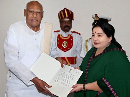 6వసారి సీఎంగా జయ, స్టాలిన్ హాజరు: మంత్రిగా తెలుగు వ్యక్తి, కేబినెట్లో వీరే...