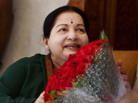 పెద్ద చిక్కు: జయలలిత భవితవ్యం సుప్రీం తీర్పుపైనే!