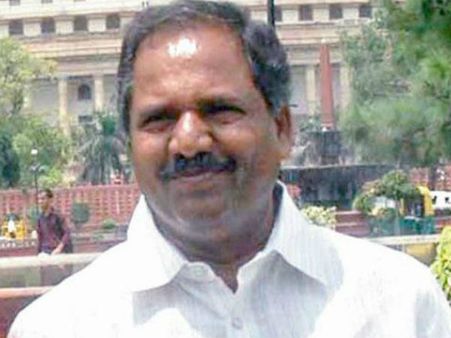 లోకసభలో టిడిపి ఎంపీ భావోద్వేగం, తెలంగాణపై డొక్కా