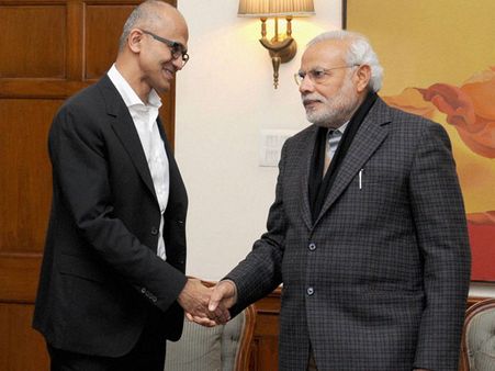 యువతకు సత్య నాదెళ్ల దిశానిర్దేశం: మోడీతో భేటీ