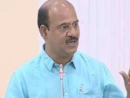 జగన్‌కు మరో షాక్: టిడిపిలోకి మదనపల్లి ఎమ్మెల్యే, 'ఏ ఆధారాలతో బాబుపై పుస్తకం'