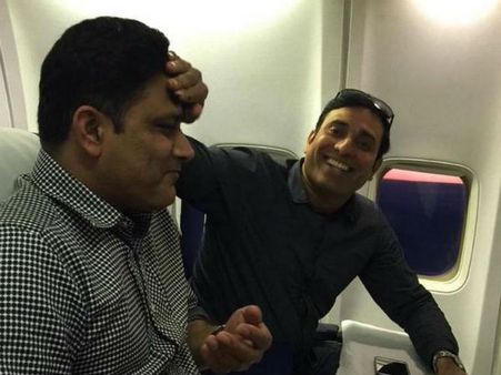 కోచ్ ఎంపికలో ట్విస్ట్, కుంబ్లే కంపెనీలో లక్ష్మణ్‌కు షేర్లు