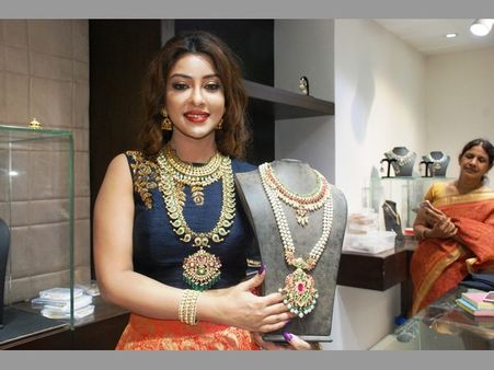 అందాల షో: నటి పాయల్ ఘోష్, సోనీ ఛరిష్టా(పిక్చర్స్)