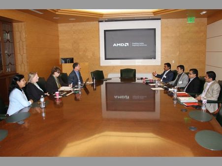 తెలంగాణలో పెట్టుబడులకు 'ఏఎండీ'ని ఒప్పించిన కేటీఆర్.. (పిక్చర్స్)