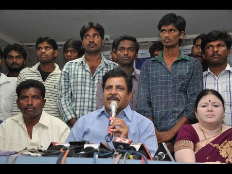 'కోమటిరెడ్డిని జానారెడ్డి బుజ్జగిస్తున్నారా..!', ఆ భయంతోనే కేసీఆర్ ఇలా.. : చెరుకు సుధాకర్