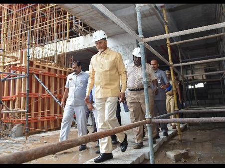 'తాత్కాలికం'లోనూ తాత్సారమే?: 27లోగా స్టాఫ్ తరలింపు కష్టమే (ఫోటోలు)