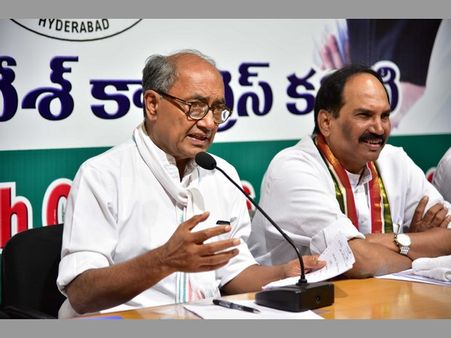 కేసీఆర్‌కు డిగ్గీ కౌంటర్, పార్టీ మారిన వారిపై కాంగ్రెస్ కీలక నిర్ణయం