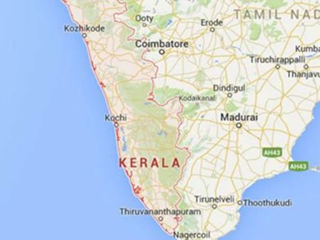 ర్యాగింగ్ వికృత రూపం: బలవంతంగా టాయిలెట్ క్లీనింగ్ లోషన్ తాగించారు