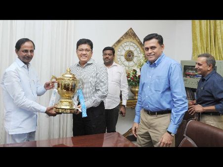 హైదరాబాద్‌కు మరో ఐటీ దిగ్గజం సేల్స్‌ఫోర్స్, కేసీఆర్‌తో సన్‌రైజర్స్ ఓనర్ భేటీ