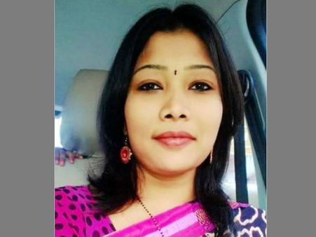 విల్లా కి'లేడీ'లో కొత్త ట్విస్ట్‌లు: సీఐ బెదిరిస్తున్నాడని లలిత ఫిర్యాదు