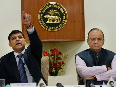 అదే మనల్ని కాపాడుతుంది: బ్రెగ్జిట్‌పై రాజన్, ఎలాంటిదైనా సిద్ధం: జైట్లీ