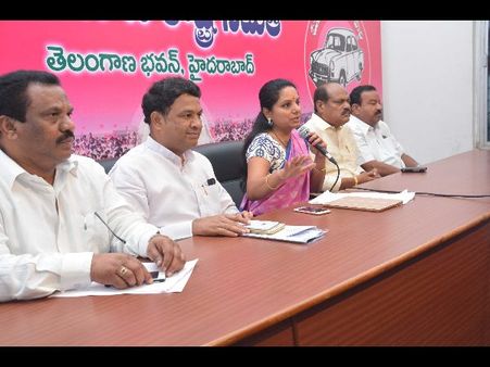 'తెలంగాణని ఏలేందుకు బాబు కొత్త కుట్ర!', ఆ జడ్జిలు వీరే (పిక్చర్స్)