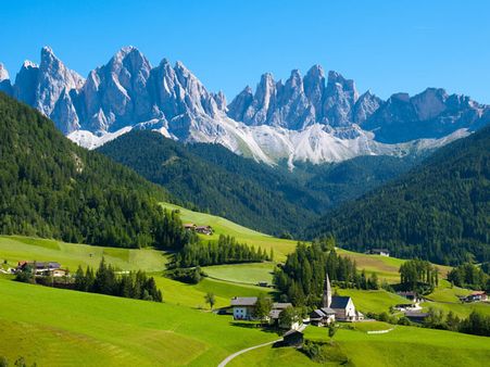 యూరప్ ట్రిప్‌కు వెళ్తున్నారా?: 5 చూడదగ్గ దేశాలివే (ఫోటోలు)