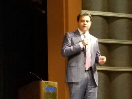 ఎక్కడికెళ్లినా ప్రశంసలే: సిలికాన్ వ్యాలీని కట్టిపడేసిన కెటిఆర్(పిక్చర్స్)