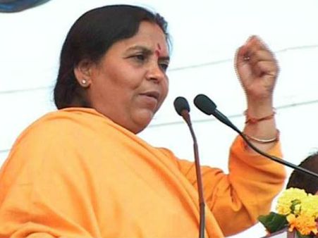 ఆయనే నా హీరో, ఏం చెప్పిన నమ్మేస్తా: ఉమా భారతి