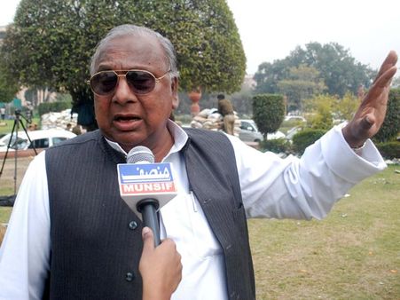 టైమ్ బాగుండి చంద్రబాబు సీఎం అయ్యారు.. జగన్ ఇంకో నాలుగు రోజులు ఆగుంటే..! : వీహెచ్