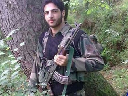 బుర్హాహన్ వనీ ఎన్‌కౌంటర్: ప్రాణభయంతో ఏడ్చాడు