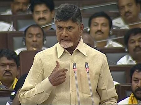 అసెంబ్లీ సీట్ల పెంపుకు కేంద్రం నో: ఫిరాయించిన ఎమ్మెల్యేల పరిస్థితి ఏంటి?