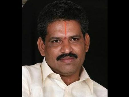 చెవిరెడ్డికి షాకిచ్చిన పోలీసులు: బెయిల్‌పై విడుదలైన వెంటనే మళ్లీ అరెస్ట్