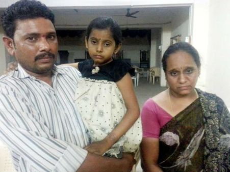 ఆర్థిక స్థోమత లేదు: 'హర్షితకు ఆపరేషన్ చేస్తేగాని బతకదని వైద్యులు చెప్పారు'