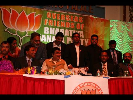 బీజేపీ వచ్చాక రోజుకు 10 కి.మీ, కాంగ్రెస్ ఉన్నప్పుడు? : నితిన్ గడ్కరీ
