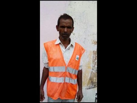 ఇద్దరిలో ఒక్కడు: జీహెచ్‌ఎంసీ కార్మికుడికి జాతీయ గుర్తింపు, ఎవరీ వెంకటయ్య?