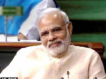 జీఎస్‌టీ బిల్లు ఏకగ్రీవం: అందరి విజయమన్న మోడీ, అన్నాడీఎంకే వాకౌట్