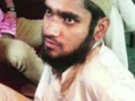 మీడియా ముందుకు ఉగ్రవాది: పాక్ వక్రబుద్ధి బట్టబయలు