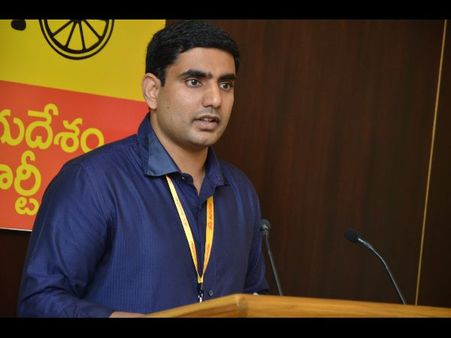 లోకేష్ మంత్రి పదవి వెనుక..! 'ఫ్యామిలీ ఎఫెక్ట్'