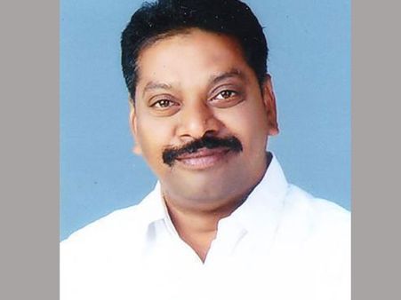 ఇన్నాళ్లు అజ్ఞాతంలోకి?: నయీం గురించి భువనగిరి ఎమ్మెల్యే ఇలా...