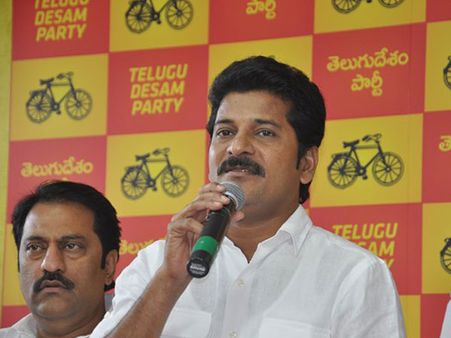 నాకూ ఆ అనుభవం: కేటీఆర్‌పై ఆగ్రహం, రేవంత్ రెడ్డి అరెస్ట్