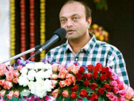 చలించాను: వాళ్ల పిల్లలను చదివిస్తానని ముందుకొచ్చిన గుజరాత్ వ్యాపారి