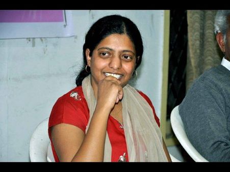 కవిత: ఆకలి కొరుక్కునే నక్క పిల్ల